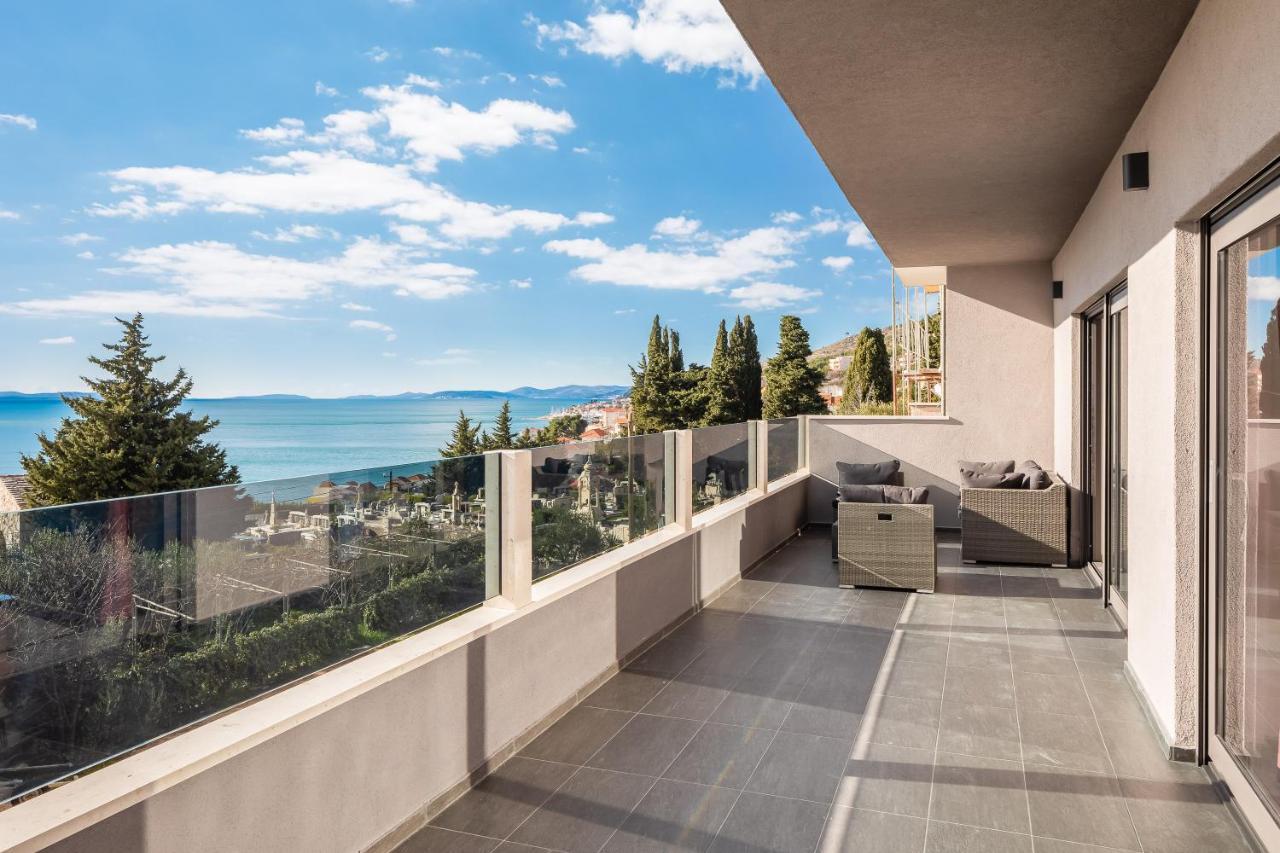 Luxury Apartment Lorena - Private Heated Pool - 耶塞尼采 外观 照片